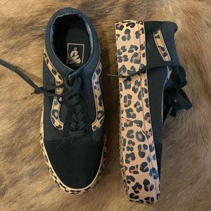 Platform cheetah vans